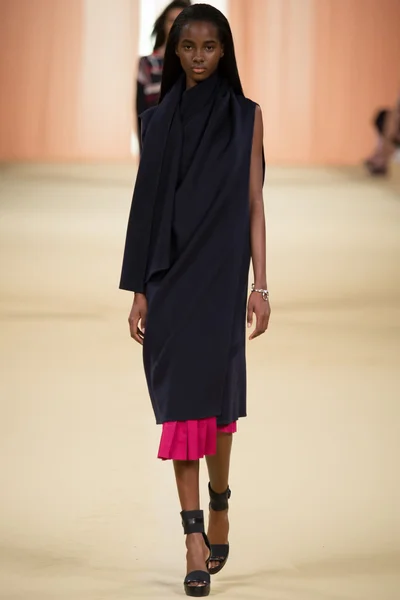 Look 25